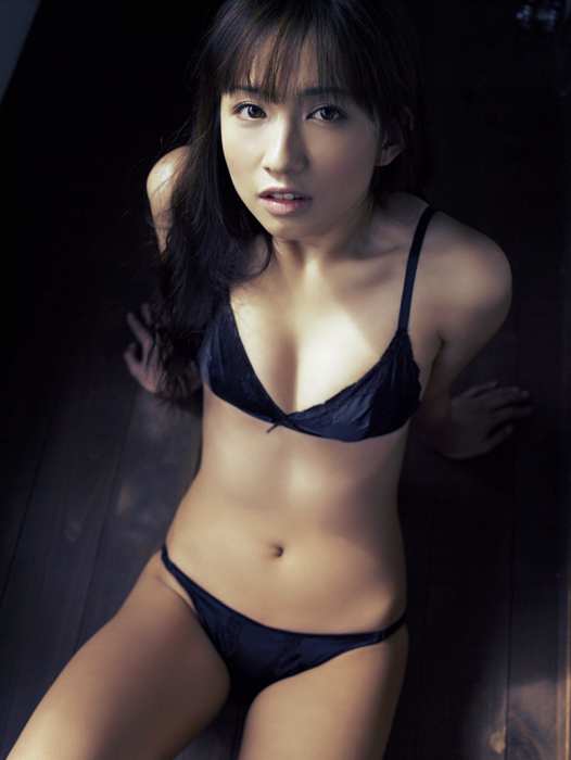 wanibooks gravure collection写真2009.03(1)月号 No.057 Maomi Yuuki 優木まおみ